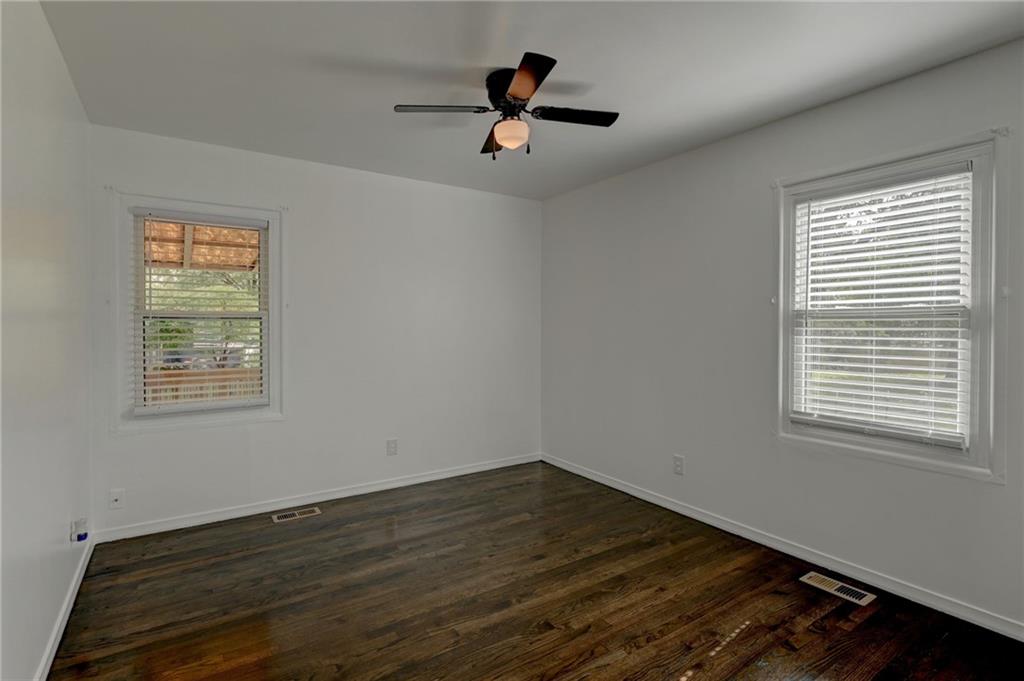 1503 N Hocker Avenue Property Photo 20