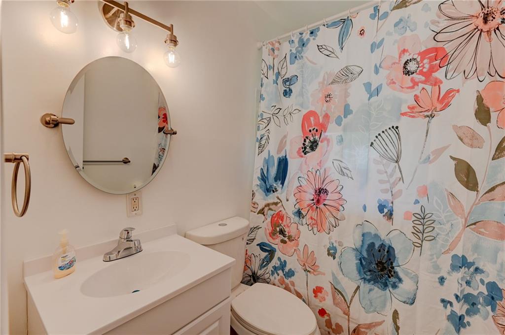 1503 N Hocker Avenue Property Photo 24