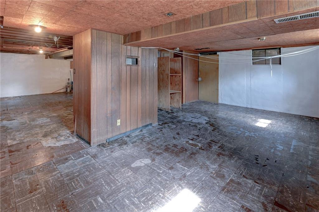 1503 N Hocker Avenue Property Photo 31