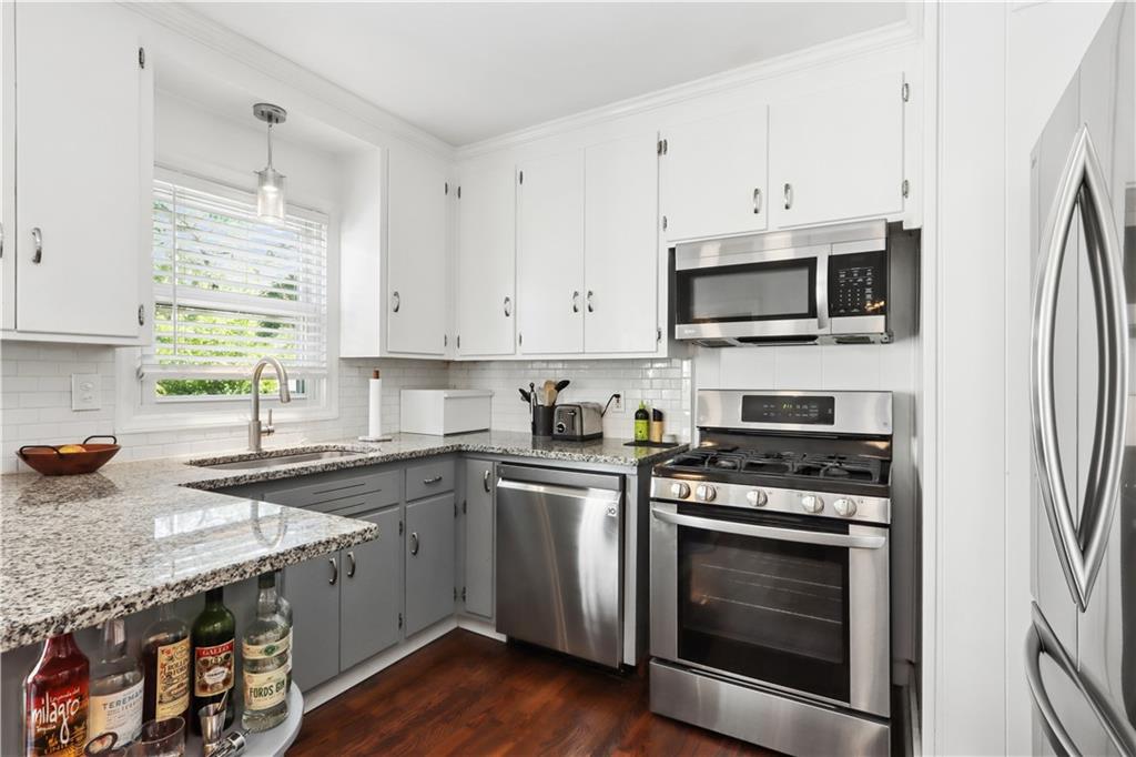 7217 Dearborn Street Property Photo 3