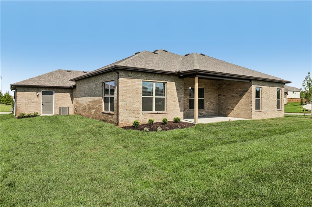 6634 Mccormick Drive Property Photo 3