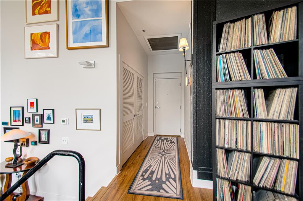 523 Grand #1D Boulevard