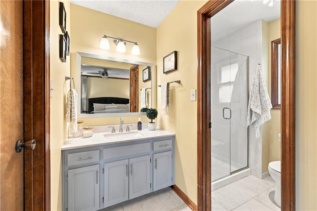 2830 Sweet Briar Drive Property Photo 18
