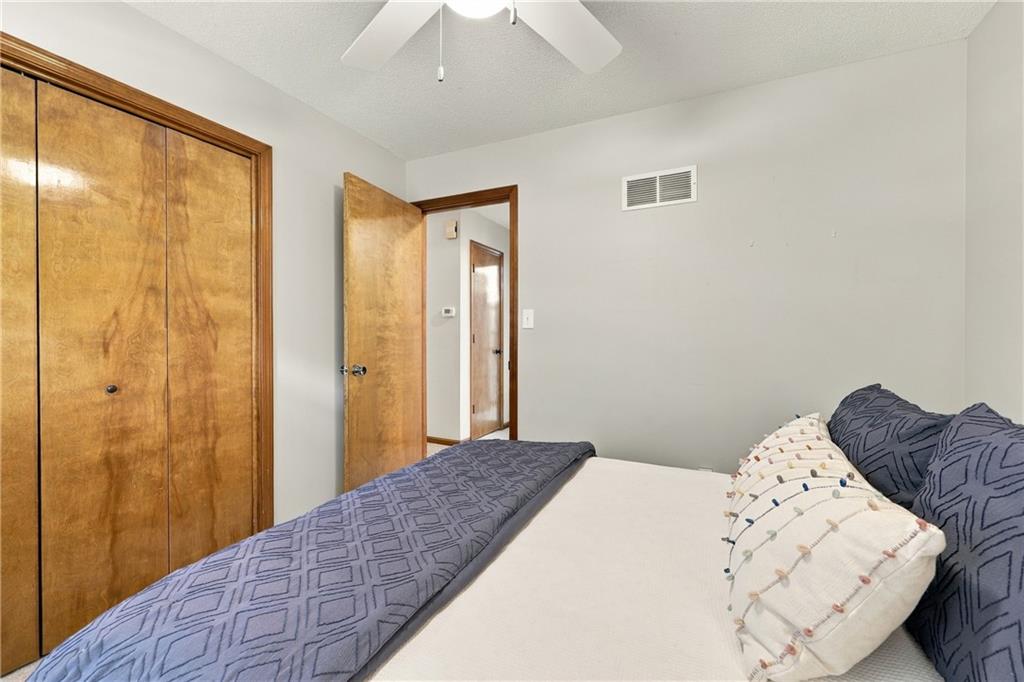 2830 Sweet Briar Drive Property Photo 20