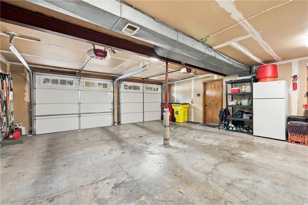 2830 Sweet Briar Drive Property Photo 32