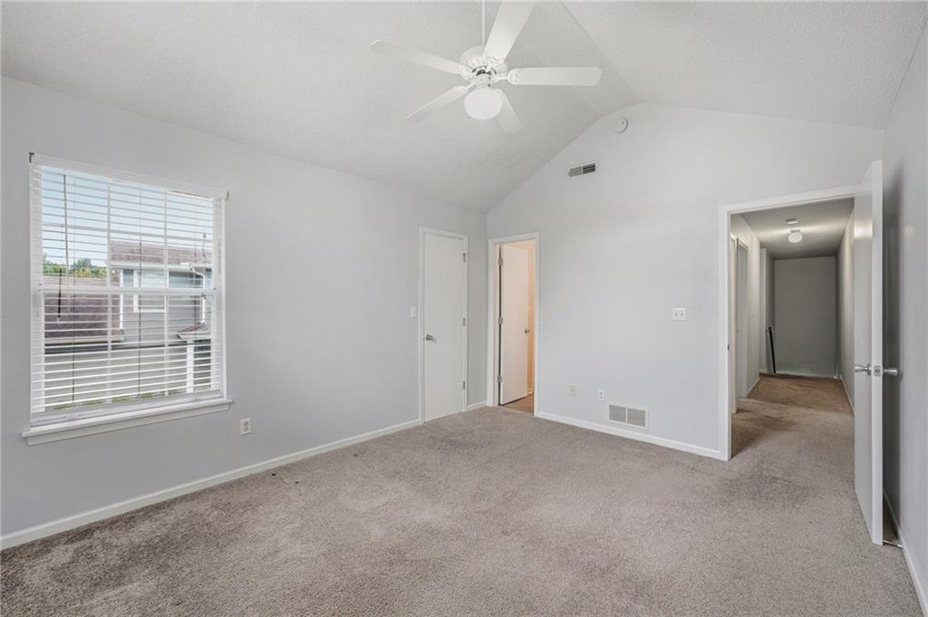 6030 Ne Moonstone Drive Property Photo 25