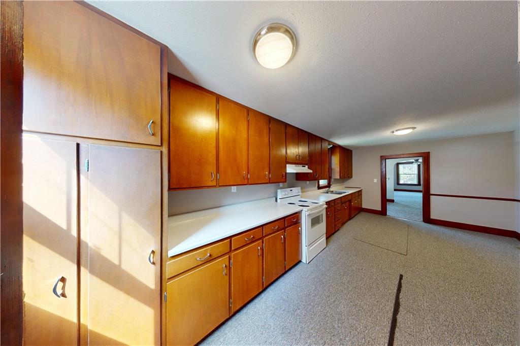 329 W Hunter Street Property Photo 5