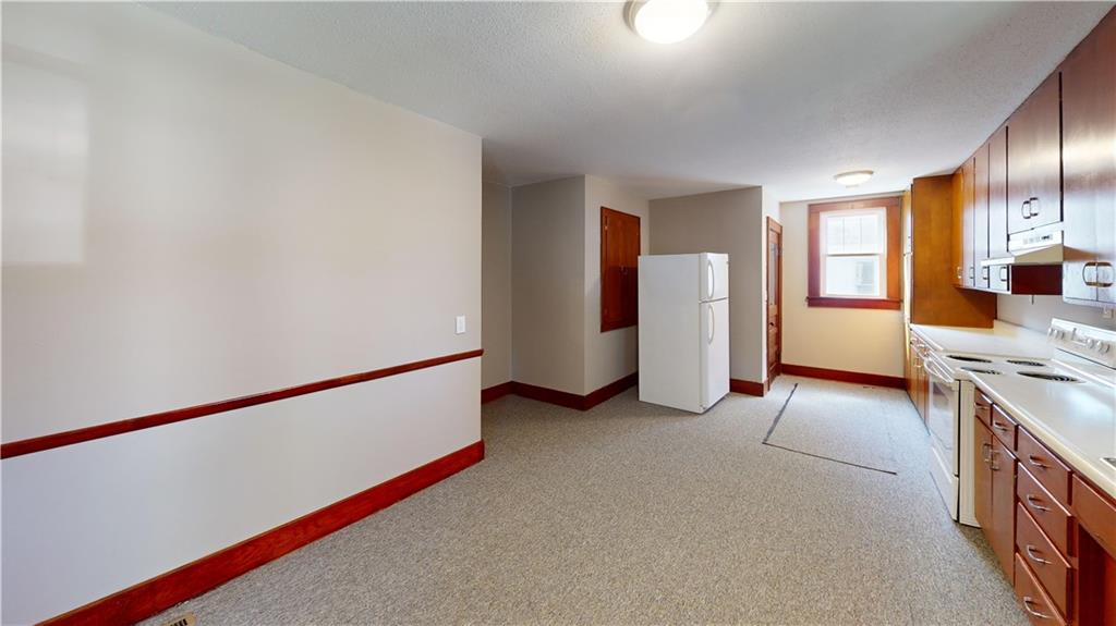 329 W Hunter Street Property Photo 7