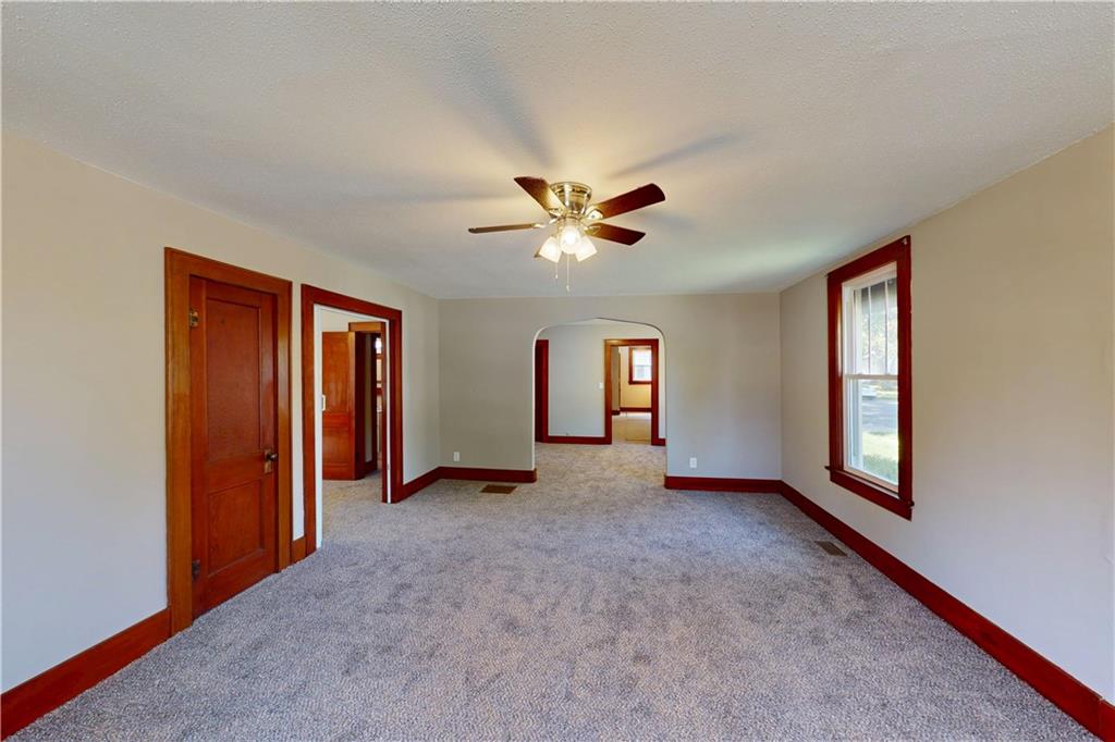 329 W Hunter Street Property Photo 16