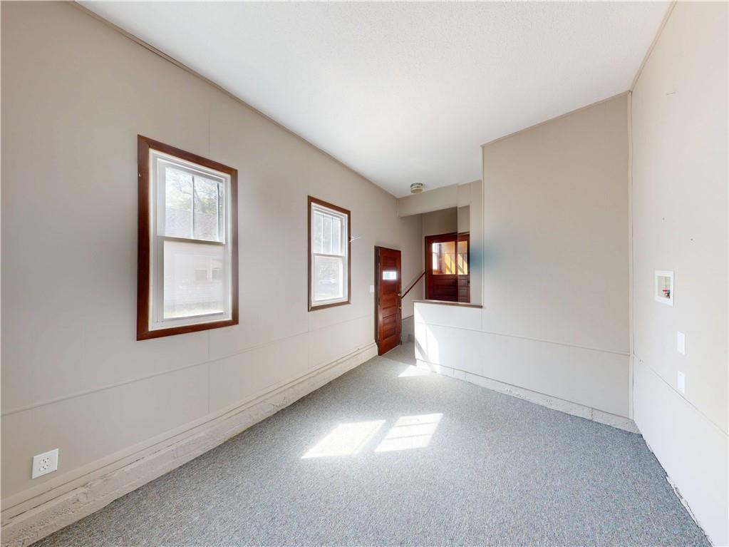 329 W Hunter Street Property Photo 25