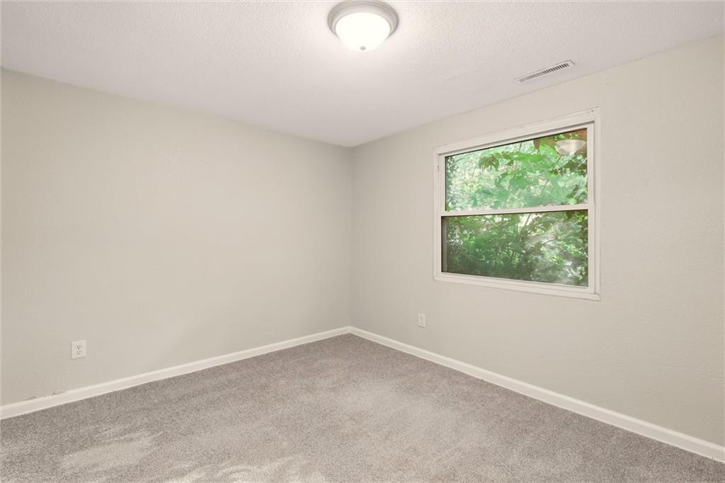 1010-1012 S Osage Street Property Photo 17