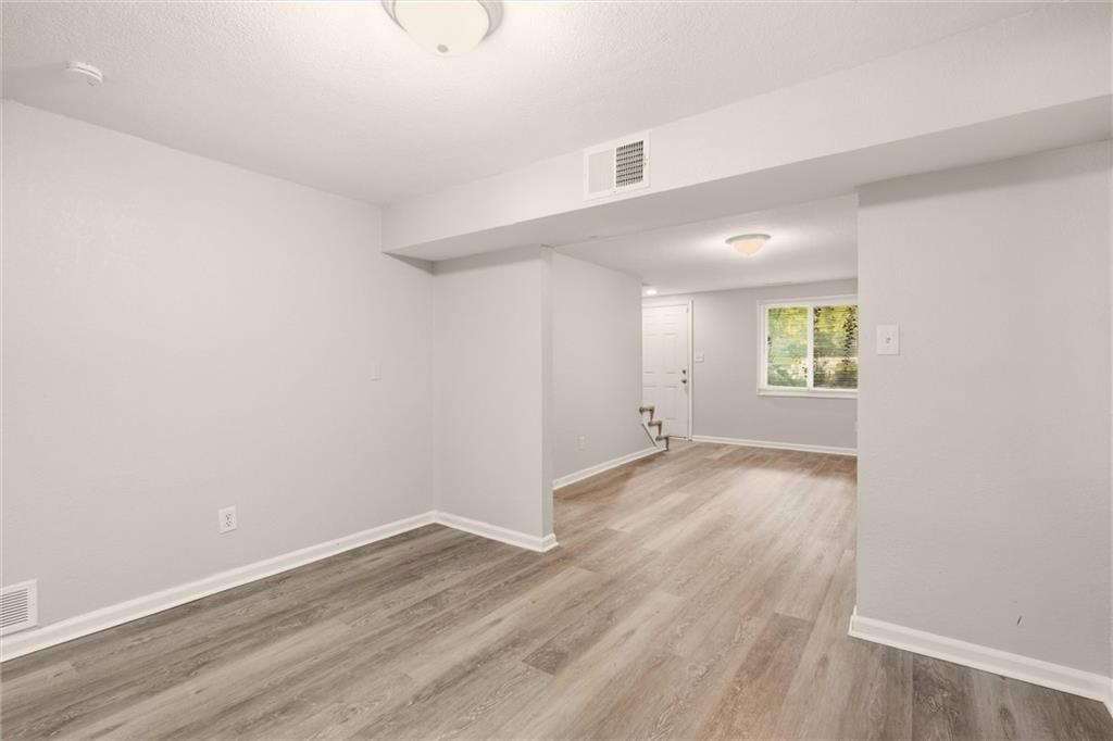 1010-1012 S Osage Street Property Photo 24