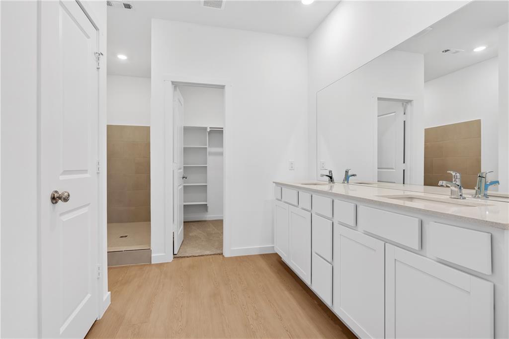 21347 Cleveland Street Property Photo 13