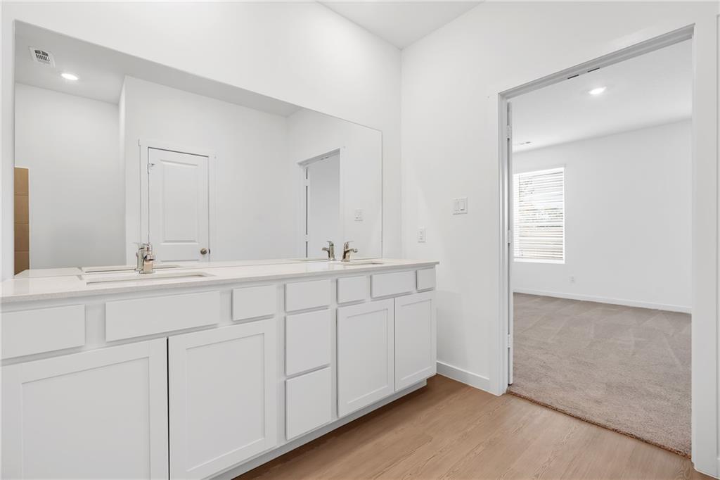 21347 Cleveland Street Property Photo 14
