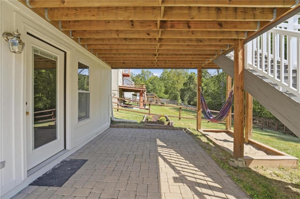 6122 N Coventry Avenue Property Photo 50