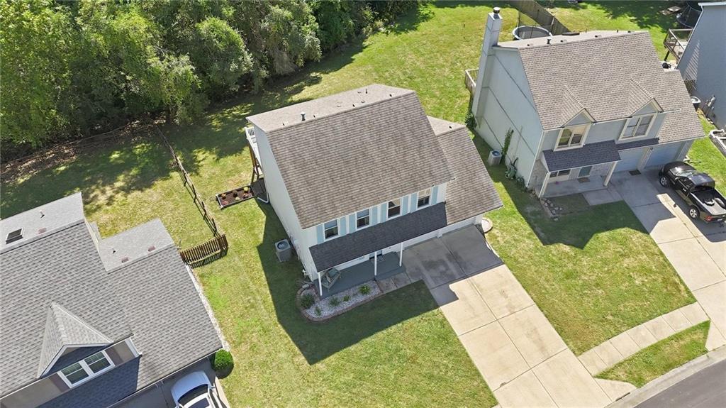 6122 N Coventry Avenue Property Photo 65
