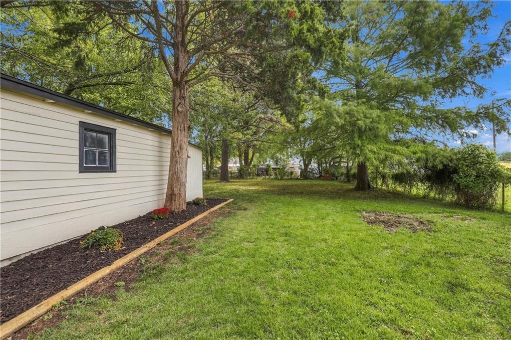 1129 S Dodgion Avenue Property Photo 23