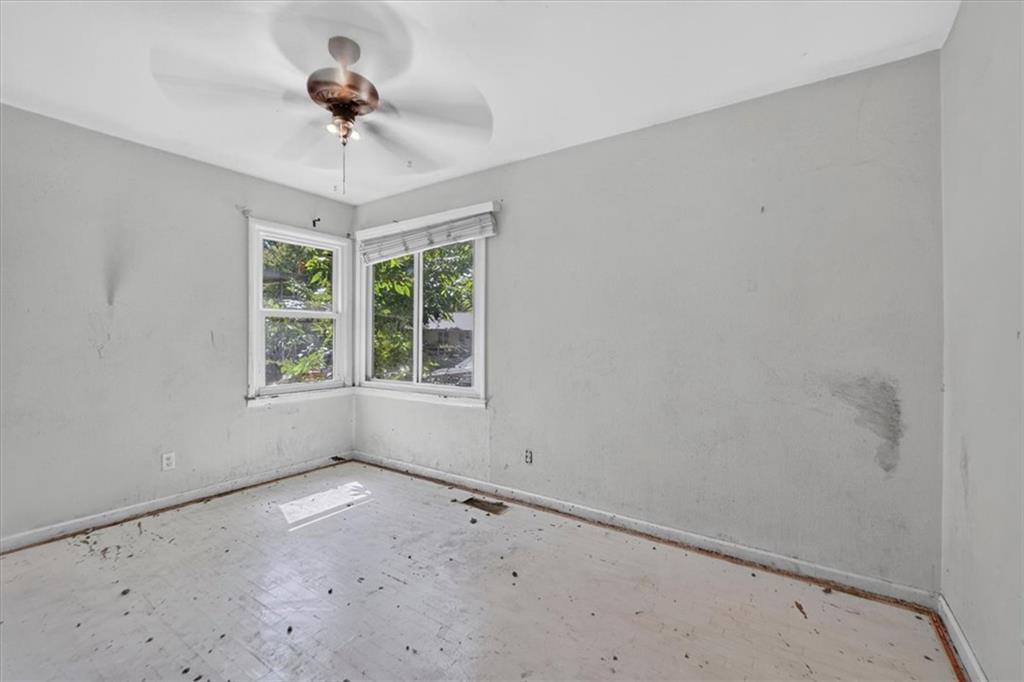 108 N Grant Avenue Property Photo 18