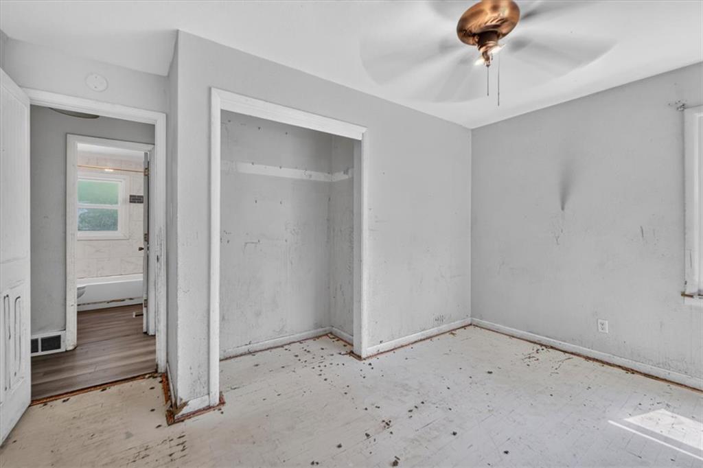 108 N Grant Avenue Property Photo 19