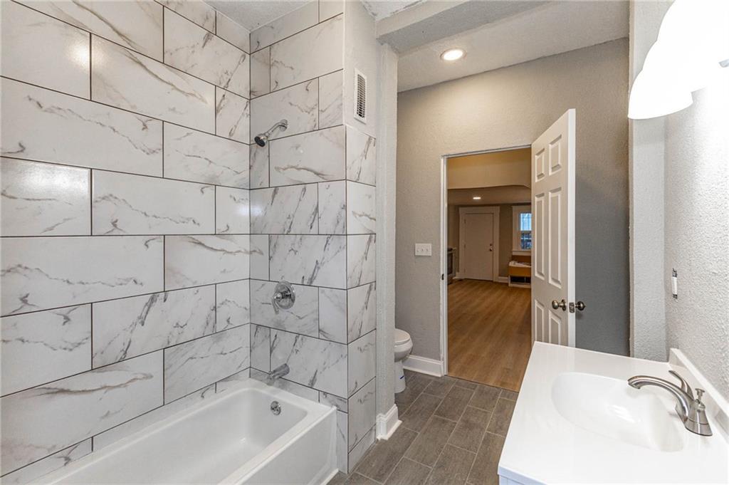 5809 Saint John Avenue Property Photo 4