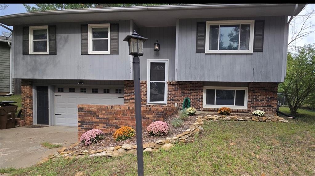 1112 Randall Road Property Photo 1