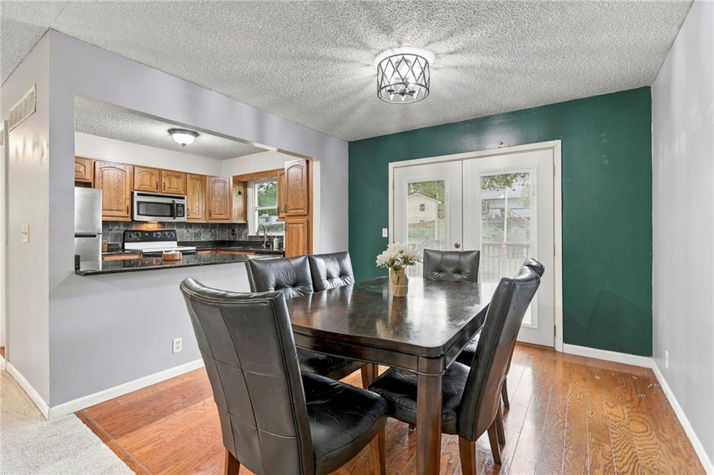 1112 Randall Road Property Photo 13