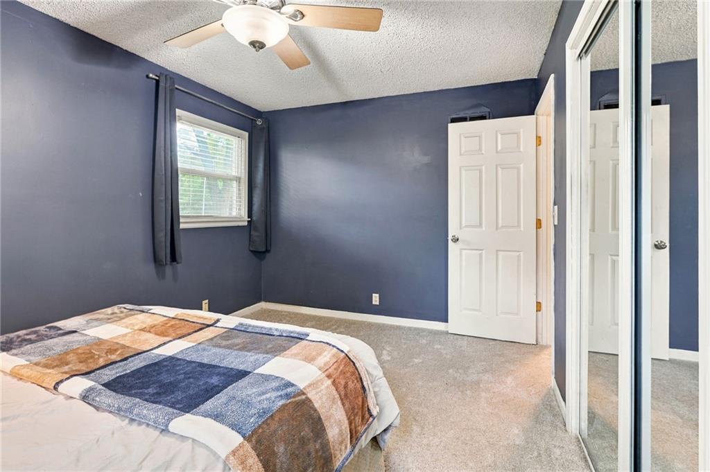 1112 Randall Road Property Photo 16