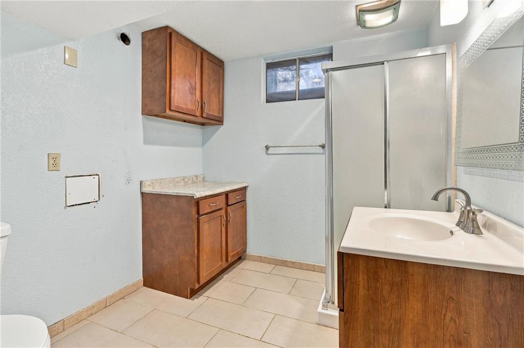 1112 Randall Road Property Photo 28
