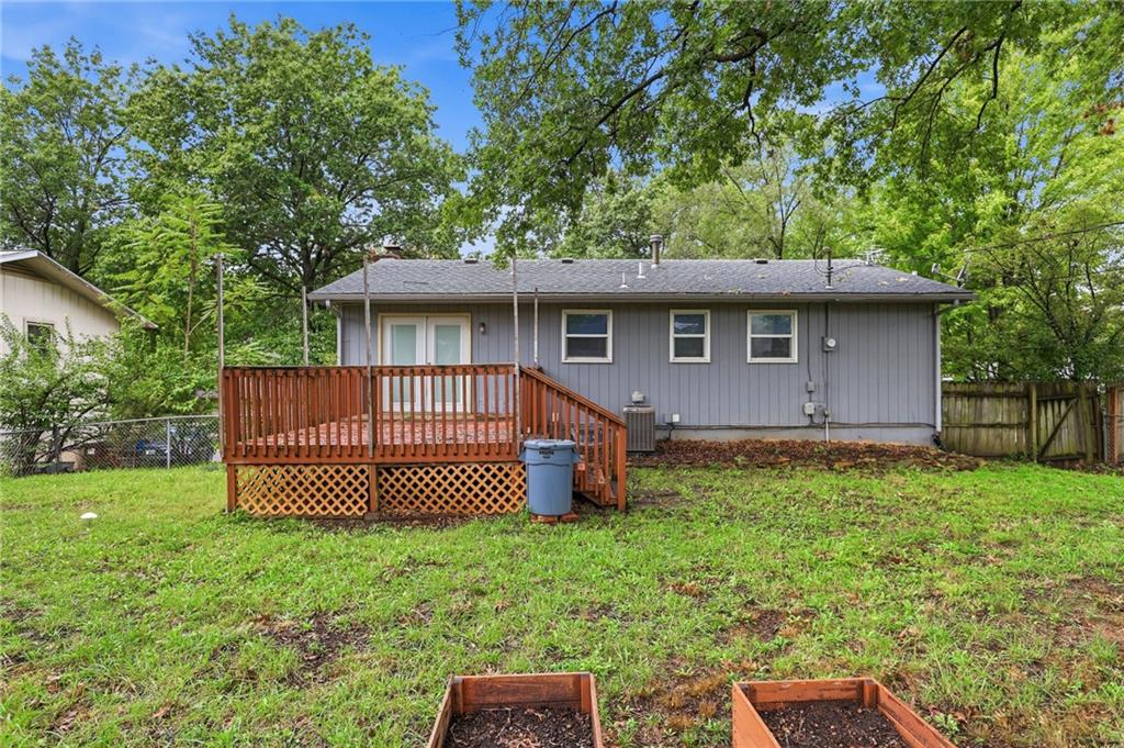 1112 Randall Road Property Photo 29