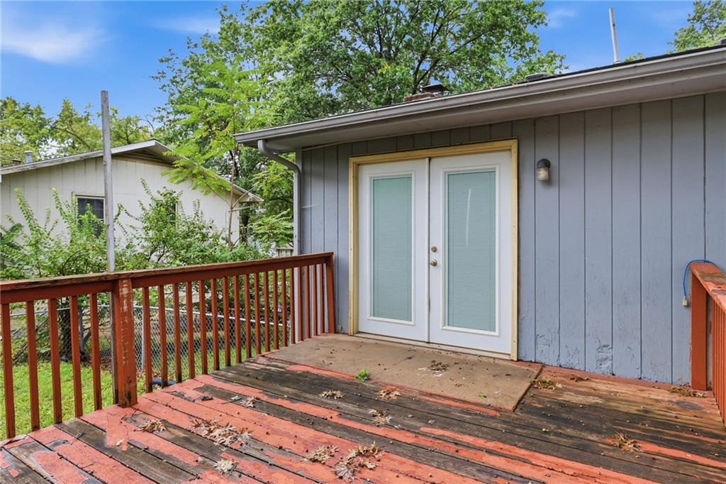 1112 Randall Road Property Photo 30
