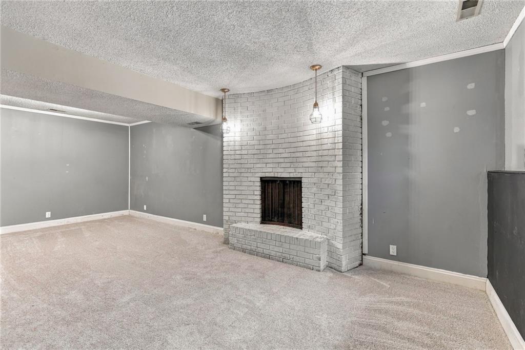 1112 Randall Road Property Photo 35