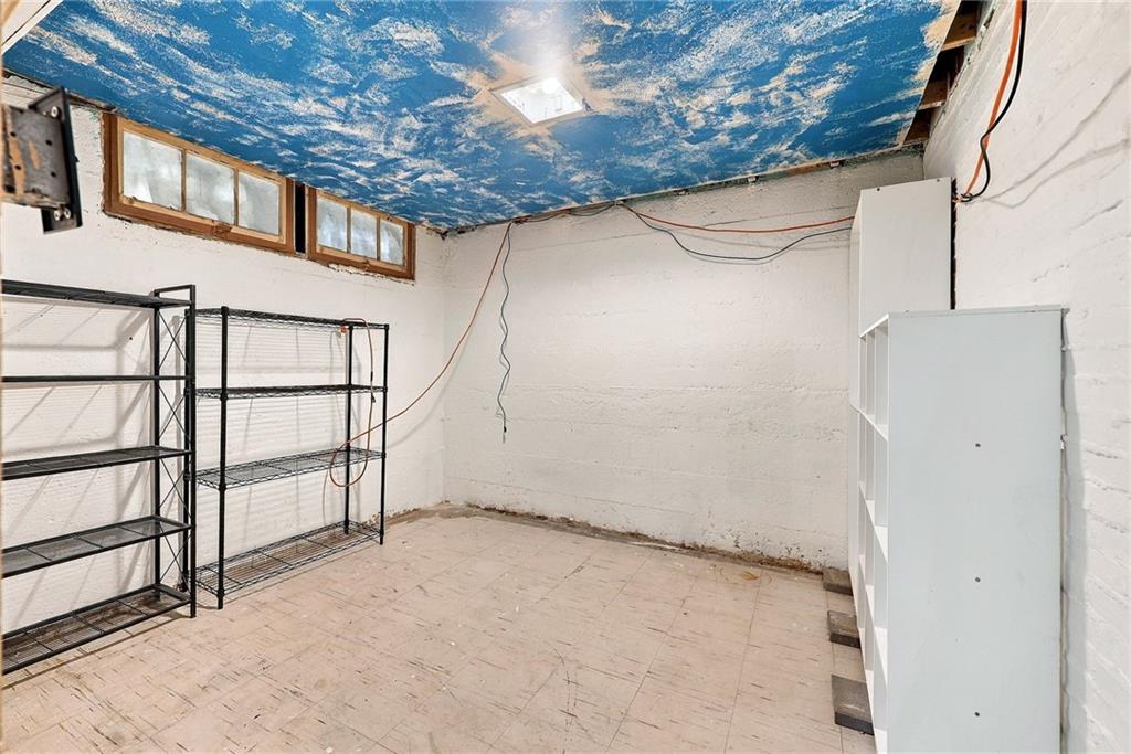 402 E Peoria Street Property Photo 35