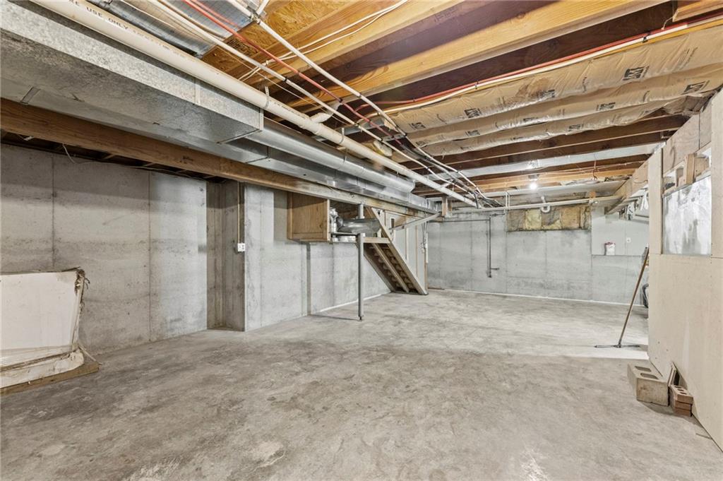 24129 Hollingsworth Road Property Photo 27