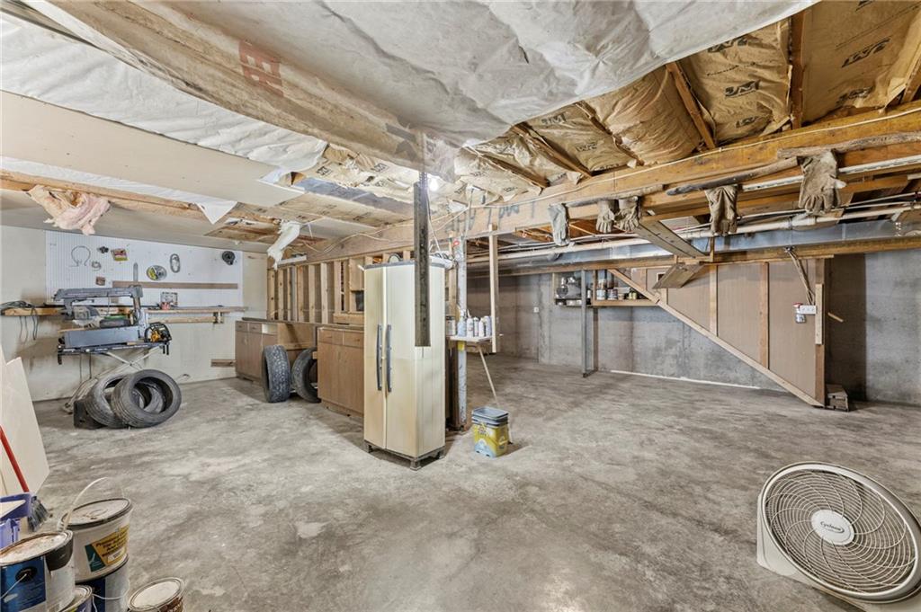 24129 Hollingsworth Road Property Photo 28