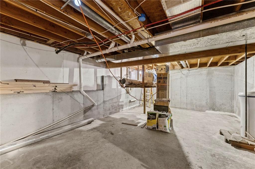 24129 Hollingsworth Road Property Photo 30