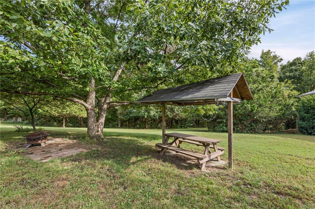 24129 Hollingsworth Road Property Photo 31