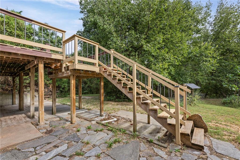 24129 Hollingsworth Road Property Photo 35