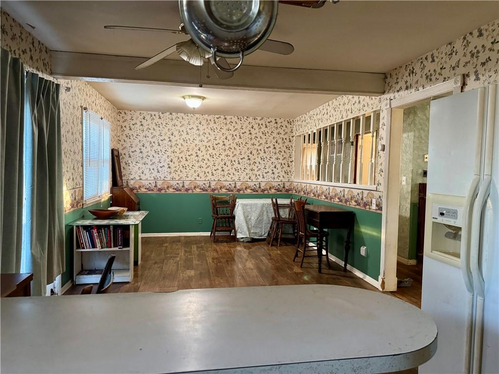 5821 Rosehill Road Property Photo 12