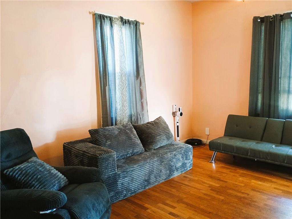 204 S 2nd Street Property Photo 11