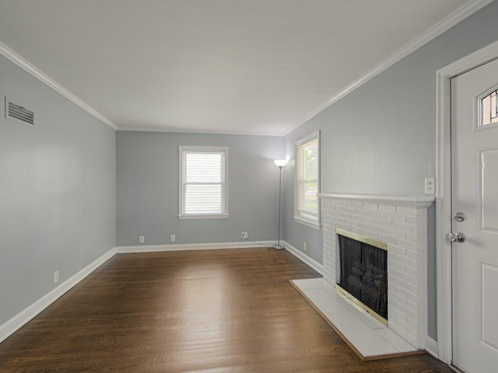 1222 W 26th Street Property Photo 3
