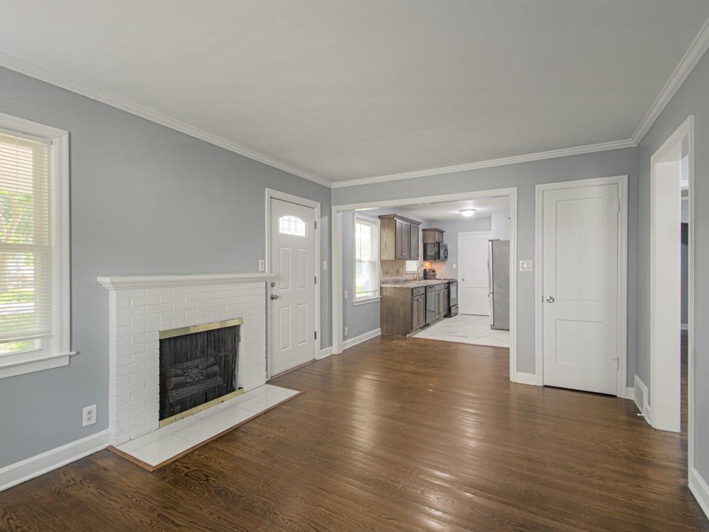 1222 W 26th Street Property Photo 5