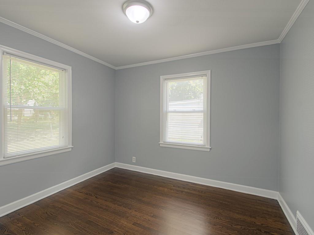 1222 W 26th Street Property Photo 10