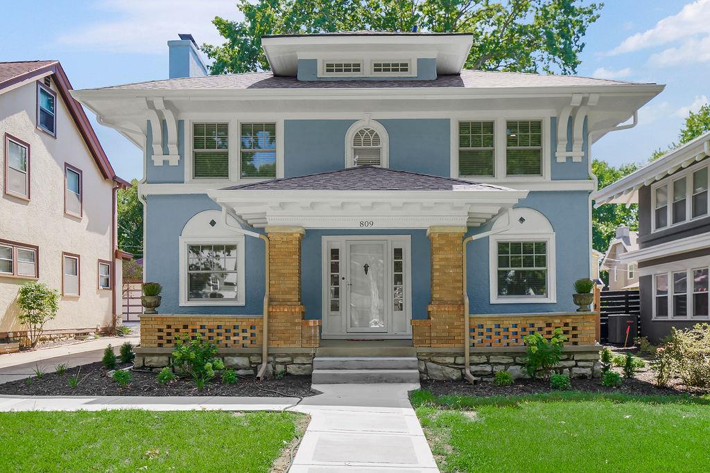809 W Gregory Boulevard Property Photo