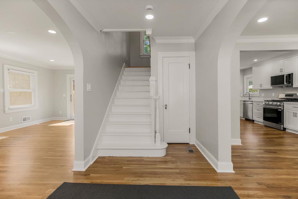 809 W Gregory Boulevard Property Photo 5