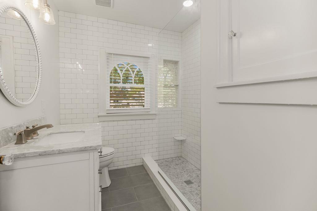 809 W Gregory Boulevard Property Photo 14