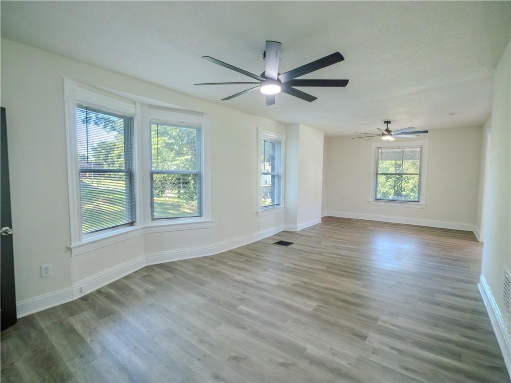 2011 Montgall Avenue Property Photo 3