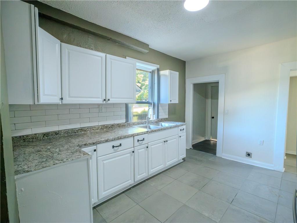2011 Montgall Avenue Property Photo 5