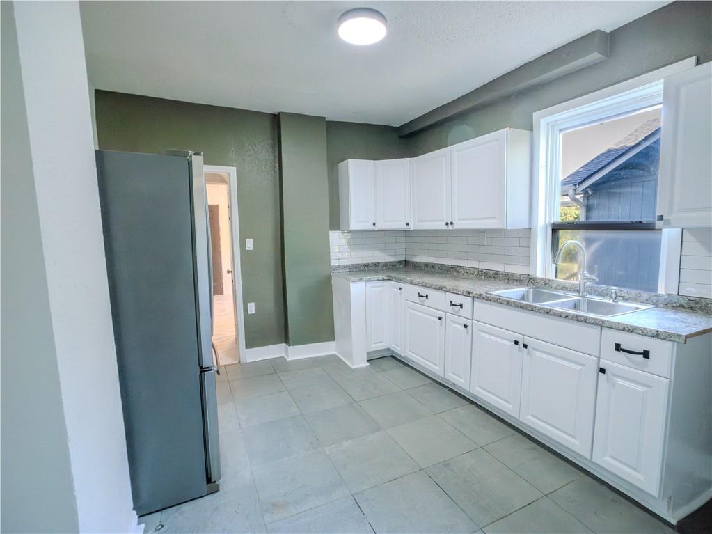 2011 Montgall Avenue Property Photo 6