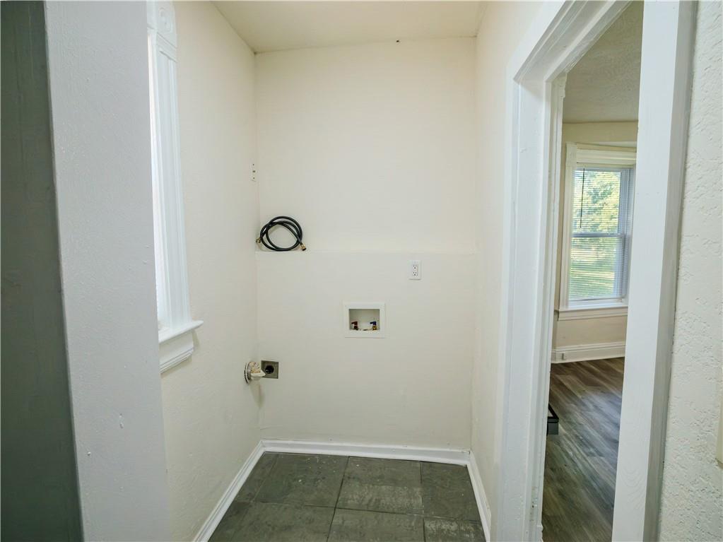 2011 Montgall Avenue Property Photo 8