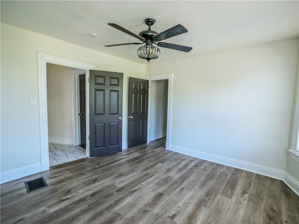 2011 Montgall Avenue Property Photo 11